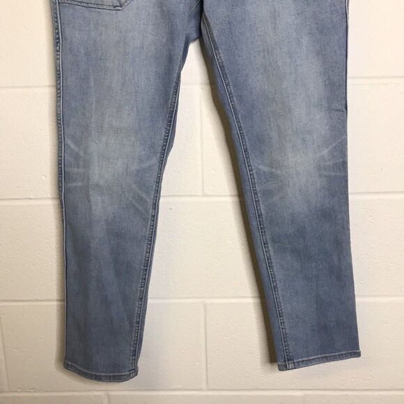 Gap Girlfriend Coupe Girlfriend Womens Light Wash Indigo Patch Pocket Size 8/29 - Picture 3 of 12